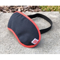 Schlafmaske DB UBK schwarz mit DB-Logo Schlafmaske DB UBK schwarz mit DB-Logo